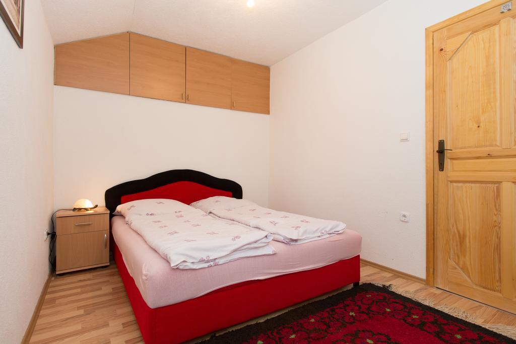 Em Apartment Sarajevo Bilik gambar